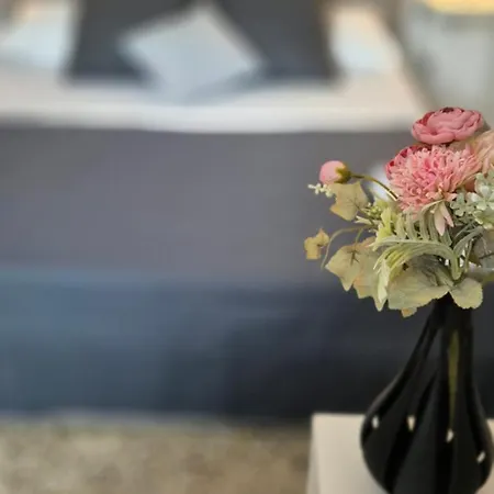 Tower View 2 Πανσιόν *